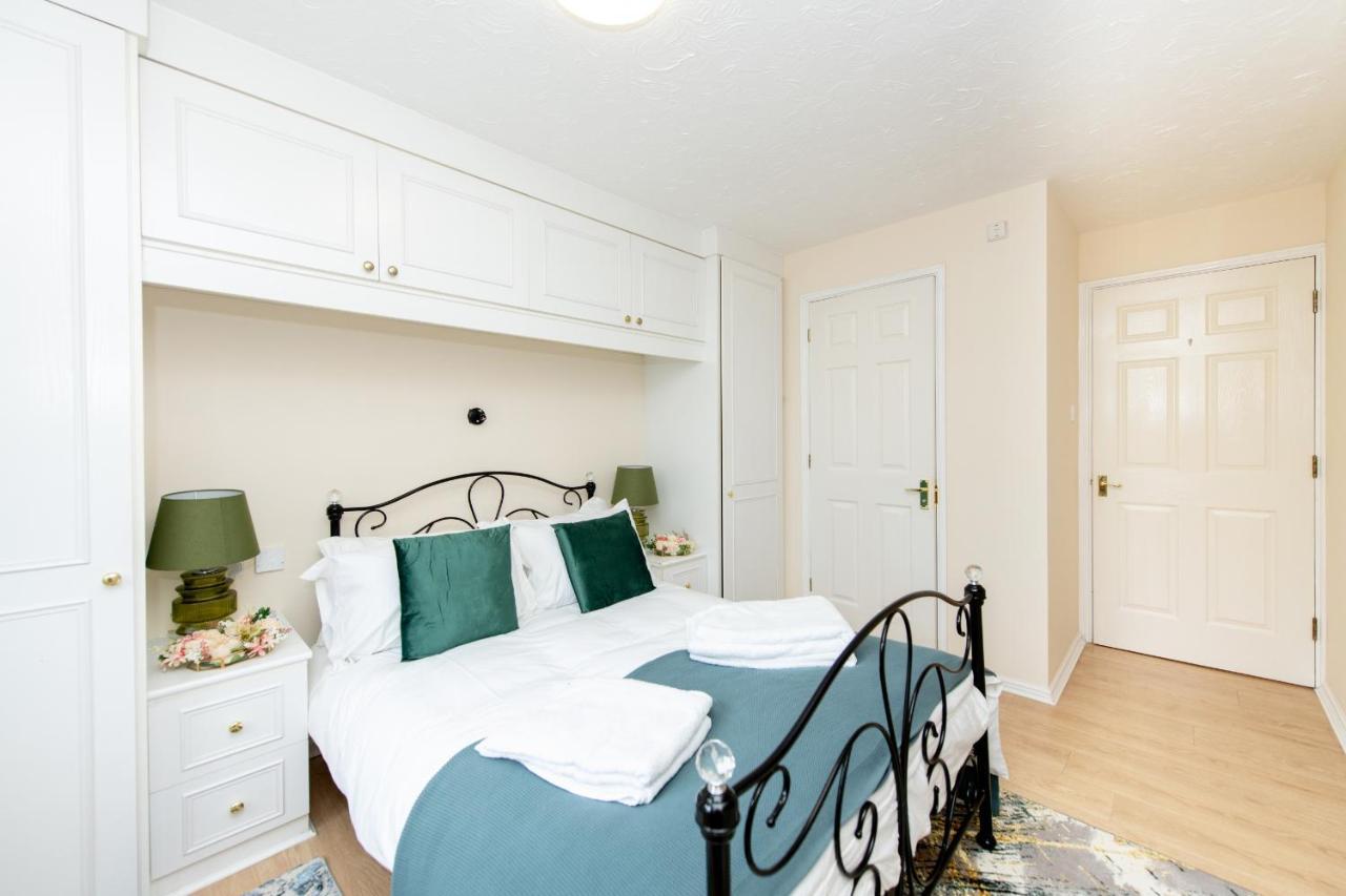 Escape The Matrix - 2 Bed Flat In City Centre With Free Parking Southampton Zewnętrze zdjęcie